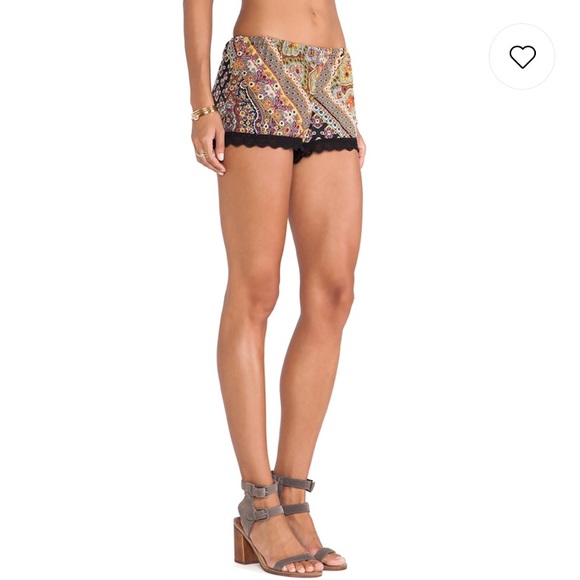 {Show Me Your Mumu} Shorts - Picture 7 of 8